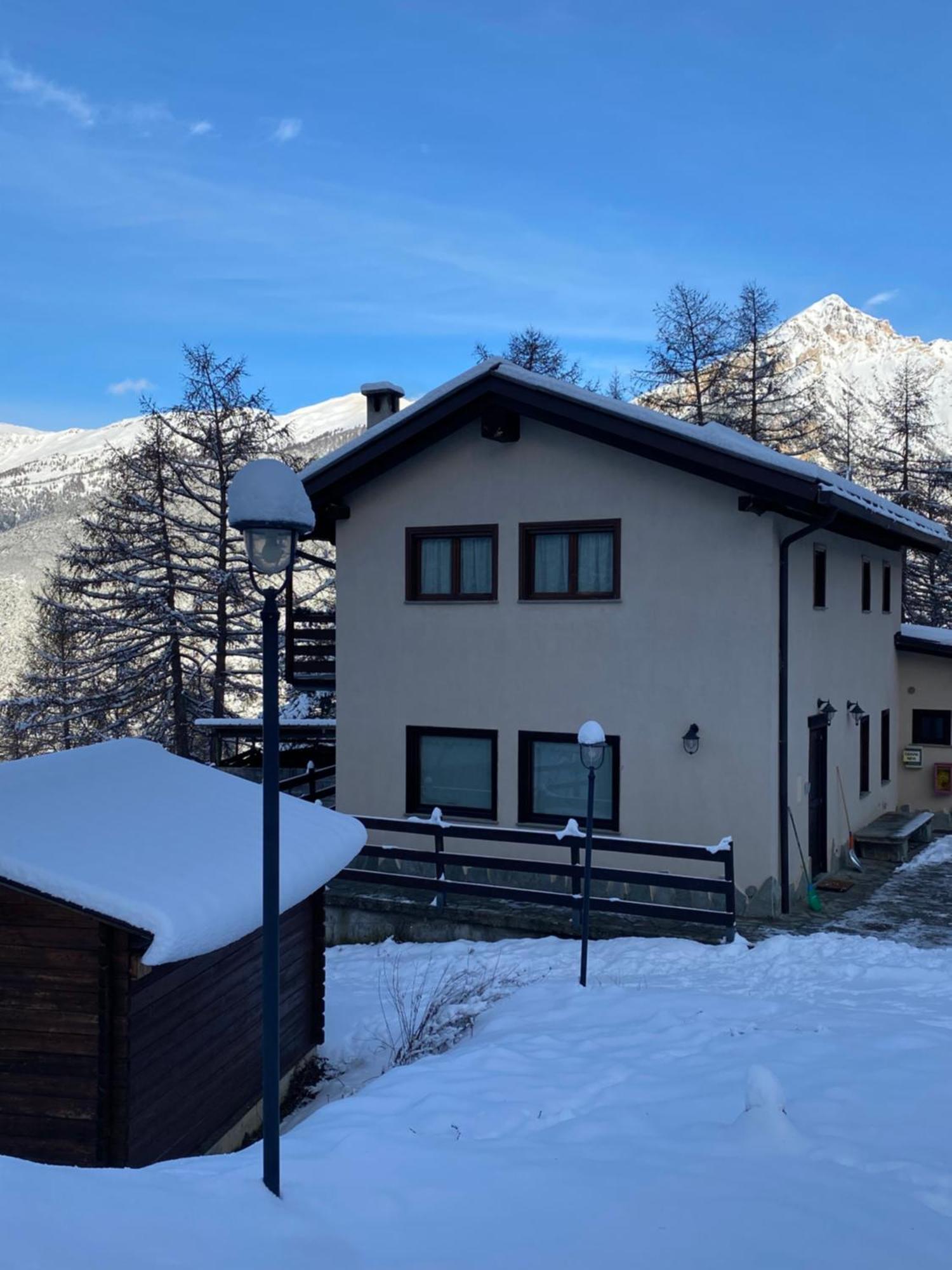 Green Mountain Lodge Oulx Eksteriør bilde